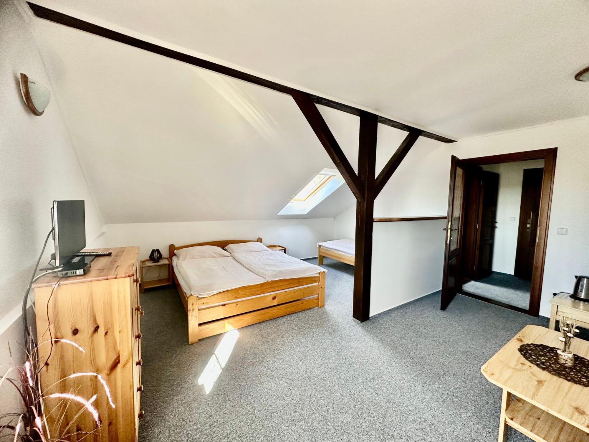 Pod Klicem Hotel Svor Екстериор снимка