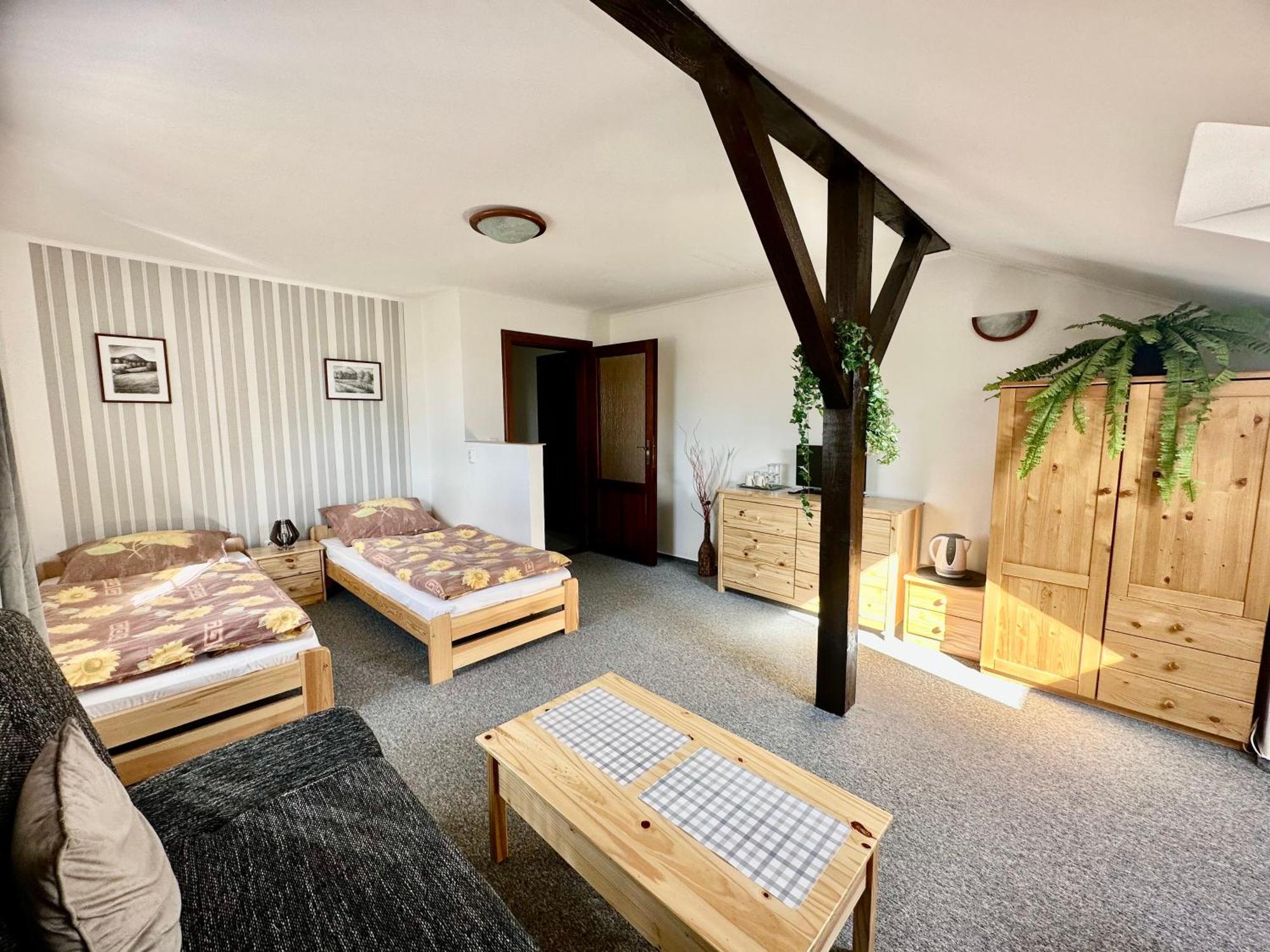 Pod Klicem Hotel Svor Екстериор снимка